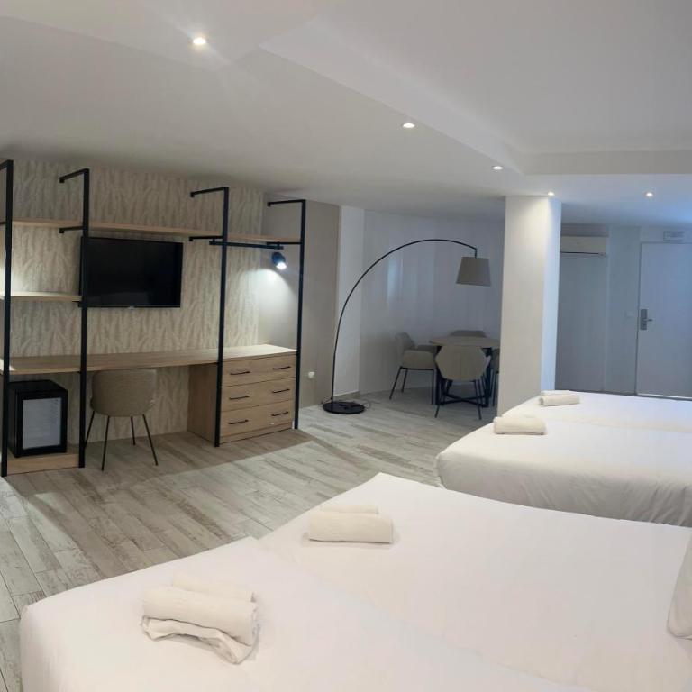 Hotel Zen Airport - Habitación Familiar Superior con traslado gratuito al aeropuerto - 1