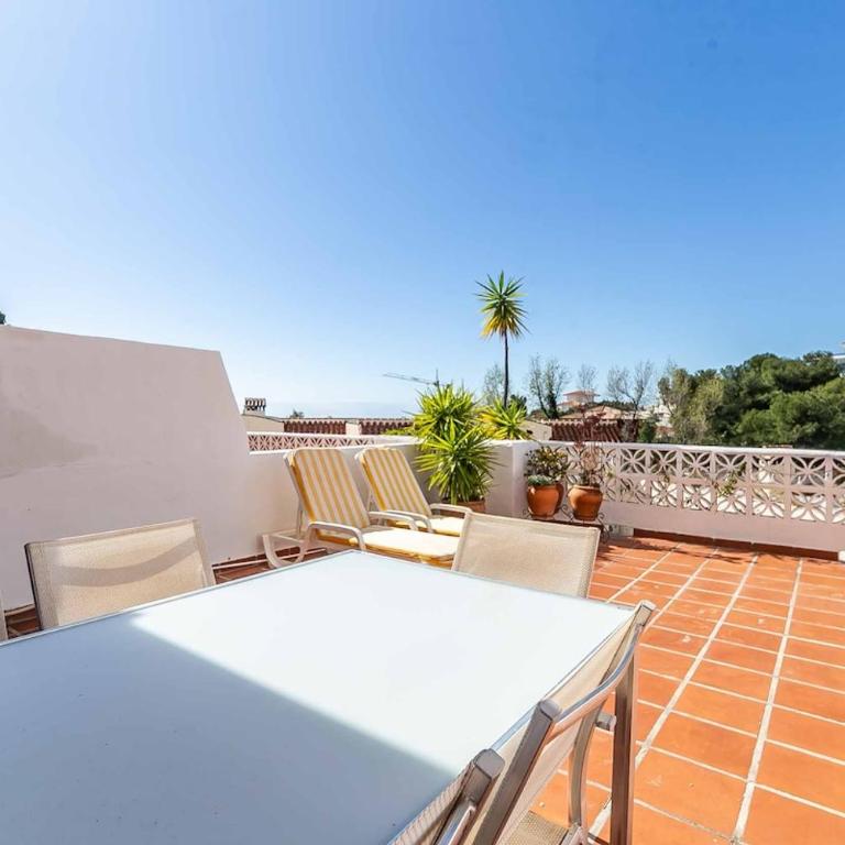 128 - Beautiful Townhouse with Pool, Benalmádena - Apartamento de 2 dormitorios - 10