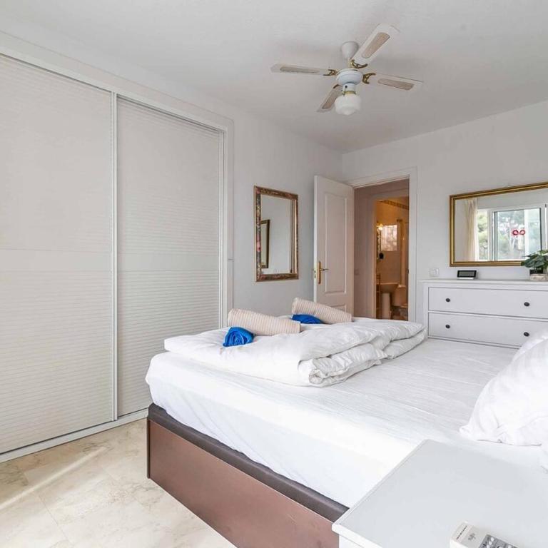 128 - Beautiful Townhouse with Pool, Benalmádena - Apartamento de 2 dormitorios - 28