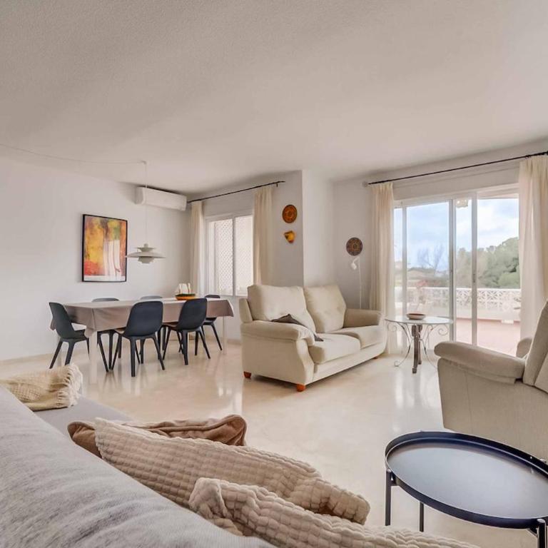 128 - Beautiful Townhouse with Pool, Benalmádena - Apartamento de 2 dormitorios - 52