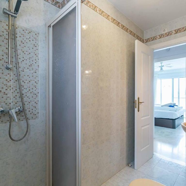 128 - Beautiful Townhouse with Pool, Benalmádena - Apartamento de 2 dormitorios - 84