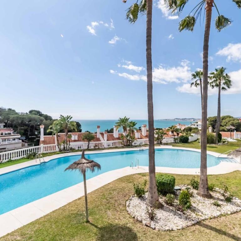 128 - Beautiful Townhouse with Pool, Benalmádena - Apartamento de 2 dormitorios - 91