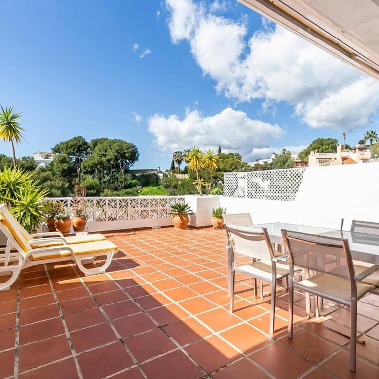 128 - Beautiful Townhouse with Pool, Benalmádena - Apartamento de 2 dormitorios - 97