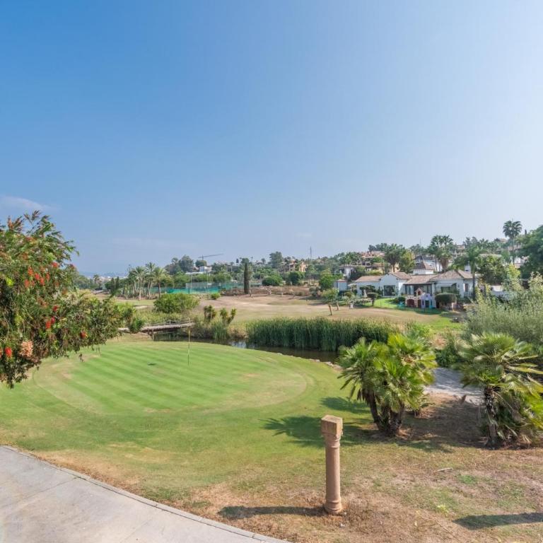 Extravagant 5 BDRM Golfer's Villa with Private Pool - Superior Villa - 43