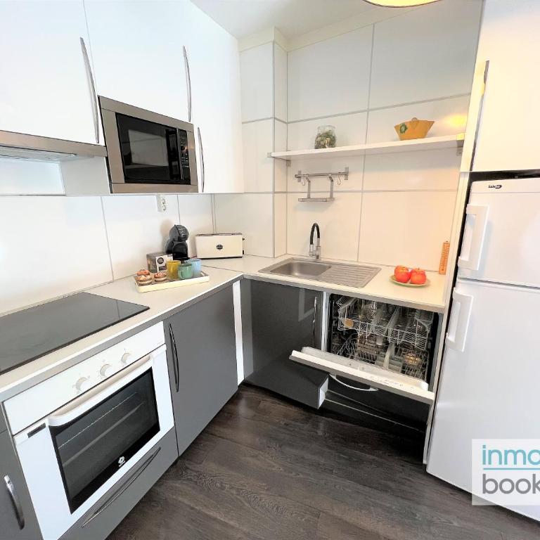 Arquus Beach Salou , climatizado y con piscina - Apartamento de 1 dormitorio con terraza - 14