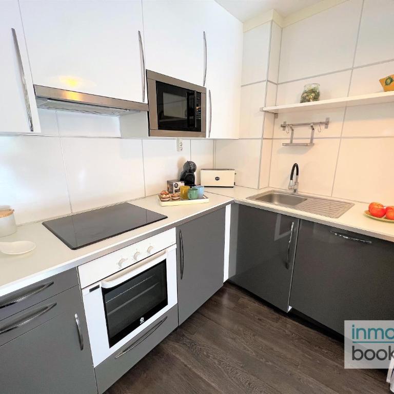 Arquus Beach Salou , climatizado y con piscina - Apartamento de 1 dormitorio con terraza - 16