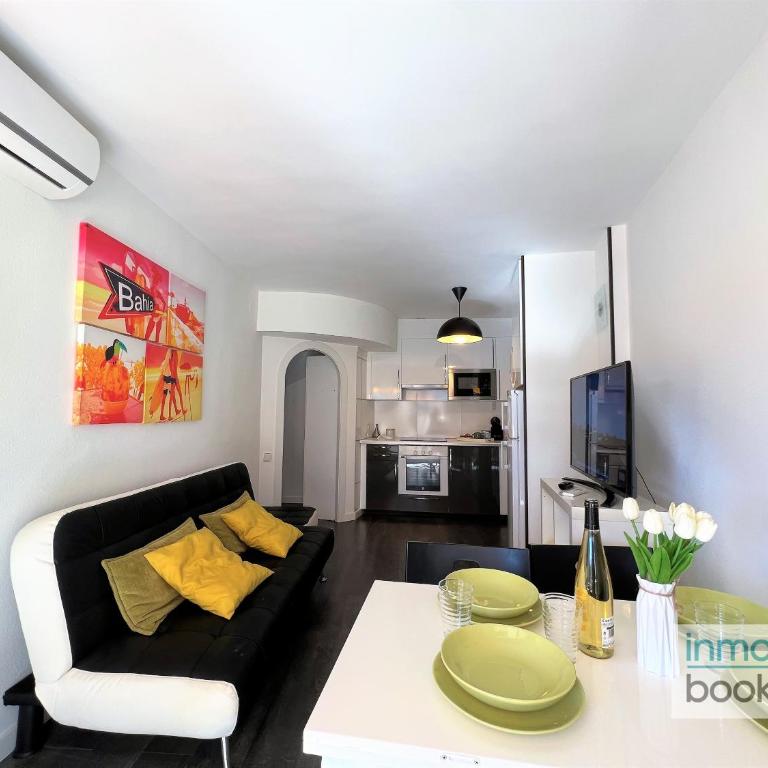 Arquus Beach Salou , climatizado y con piscina - Apartamento de 1 dormitorio con terraza - 1
