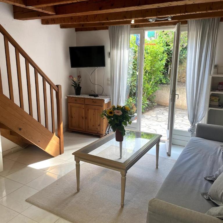 Charming Bandol cottage - Maison 2 Chambres - 12