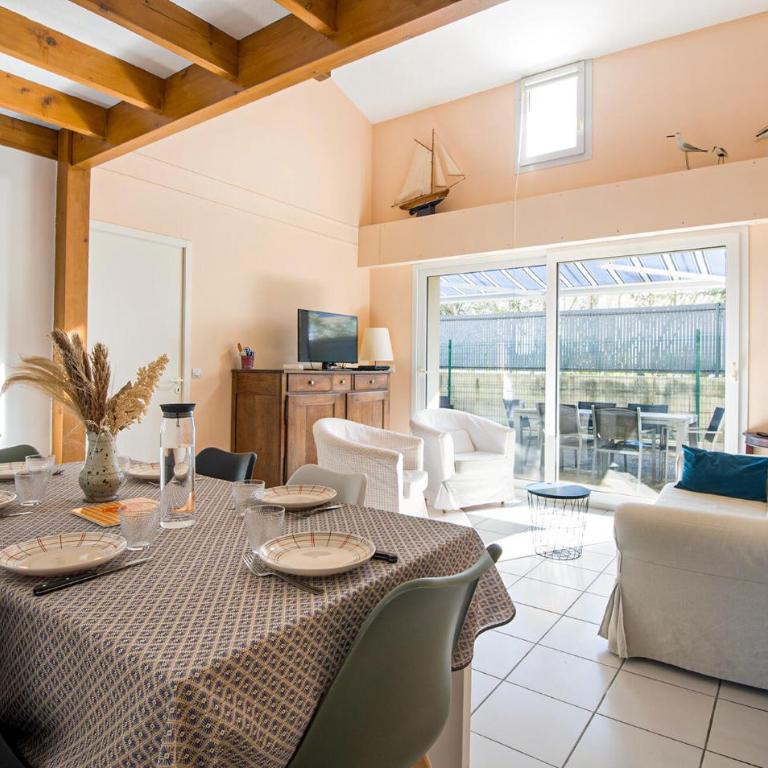 3 Bedroom Gorgeous Home In Royan - Maison de Vacances 3 Chambres - 1