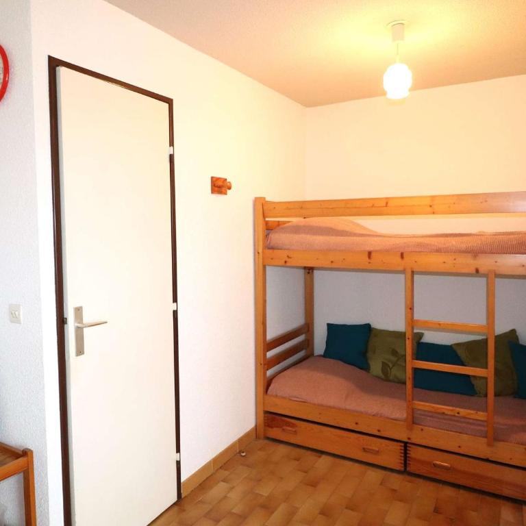 Appartement 2 pièces avec terrasse, parking privé, proche mer et commerces - FR-1-307-57 - Apartment - 23