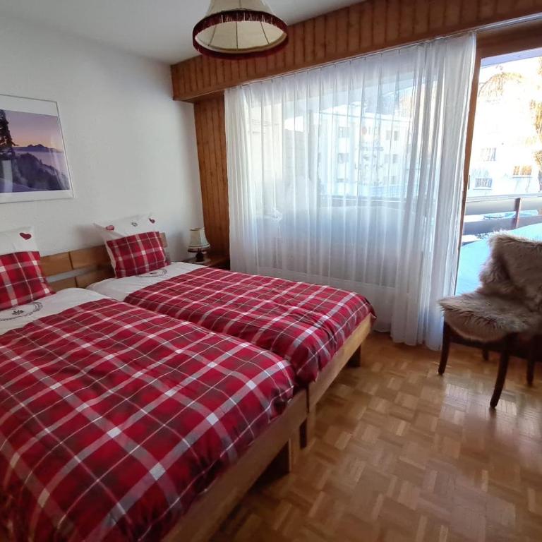 Super OFFRE à Viva Crans Montana - Appartement 2 Chambres avec Balcon et Terrasse - 5