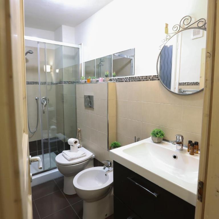 Stazione Rivadarno Guest House - Two-Bedroom Apartment - 12
