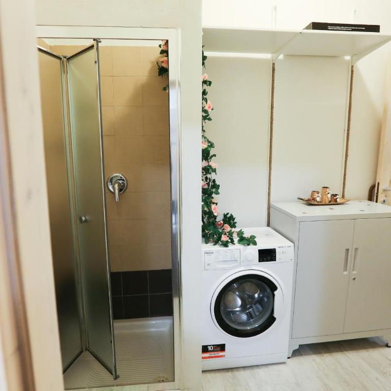 Stazione Rivadarno Guest House - Two-Bedroom Apartment - 16