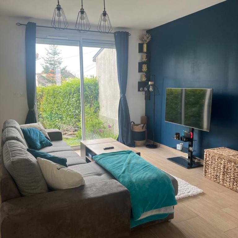 Maison familiale, quartier calme - Two-Bedroom House - 1