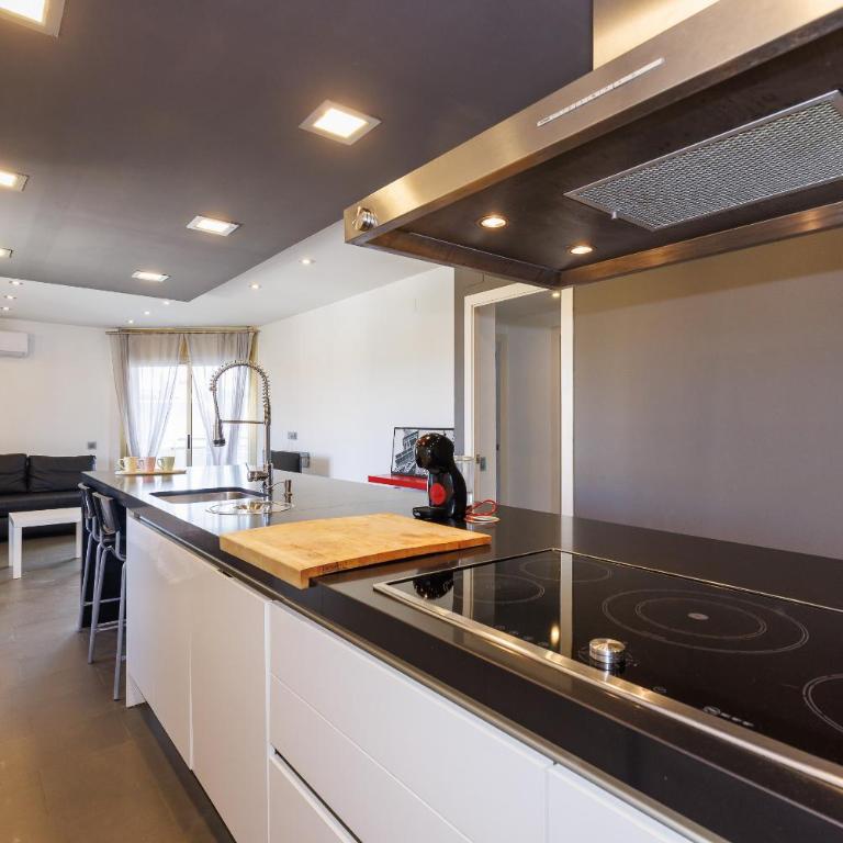 UHC Versailles Family Complex - Two-Bedroom Apartment - 12