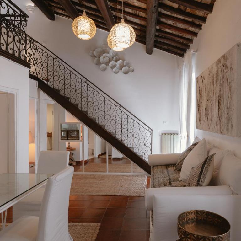 Piazza Navona Historic Luxury Apartment - Appartamento con 2 Camere da Letto - 1