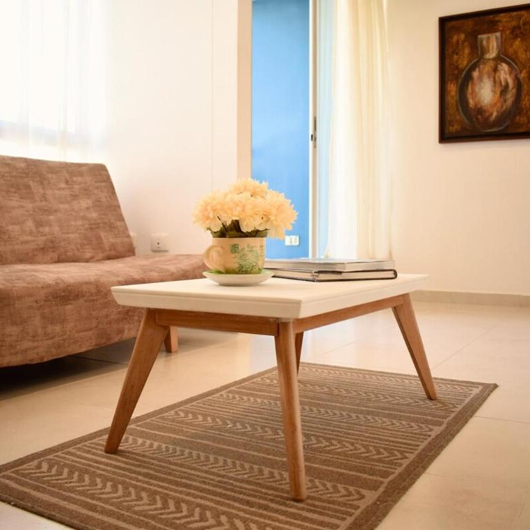 Luxury apartment with pool - Apartamento de 2 dormitorios con balcón - 84