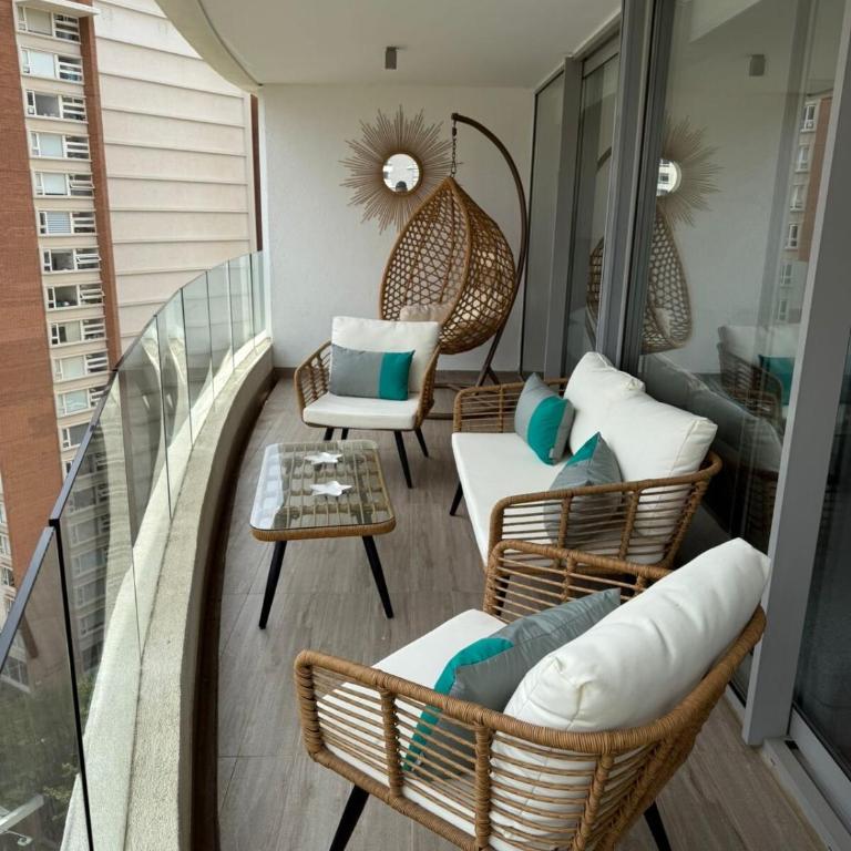 Exclusivo Departamento, Costa de Montemar, Concón - Apartamento de 2 dormitorios con balcón y terraza - 5