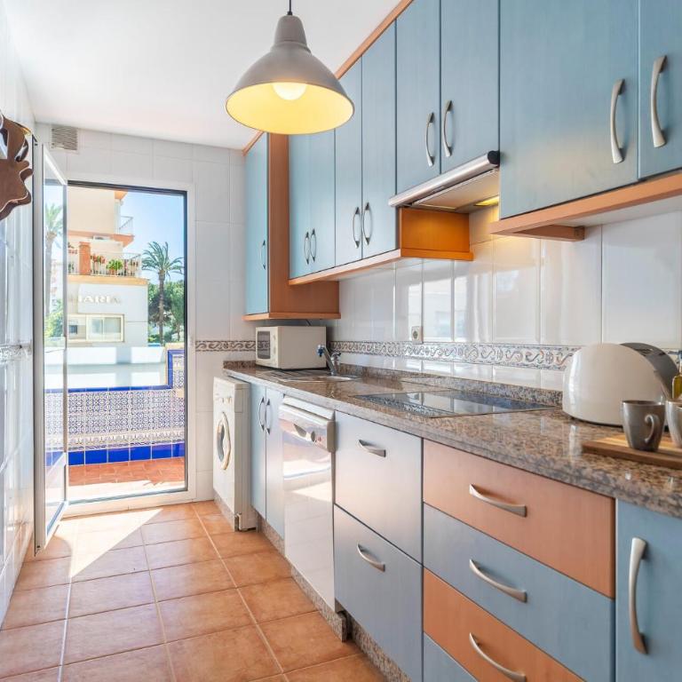 2 Bedroom Nice Apartment In Torrox - Two-Bedroom Apartment - 4