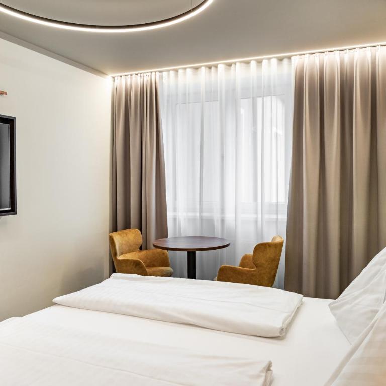 Hotel Lokomotive - Doppelzimmer - 3