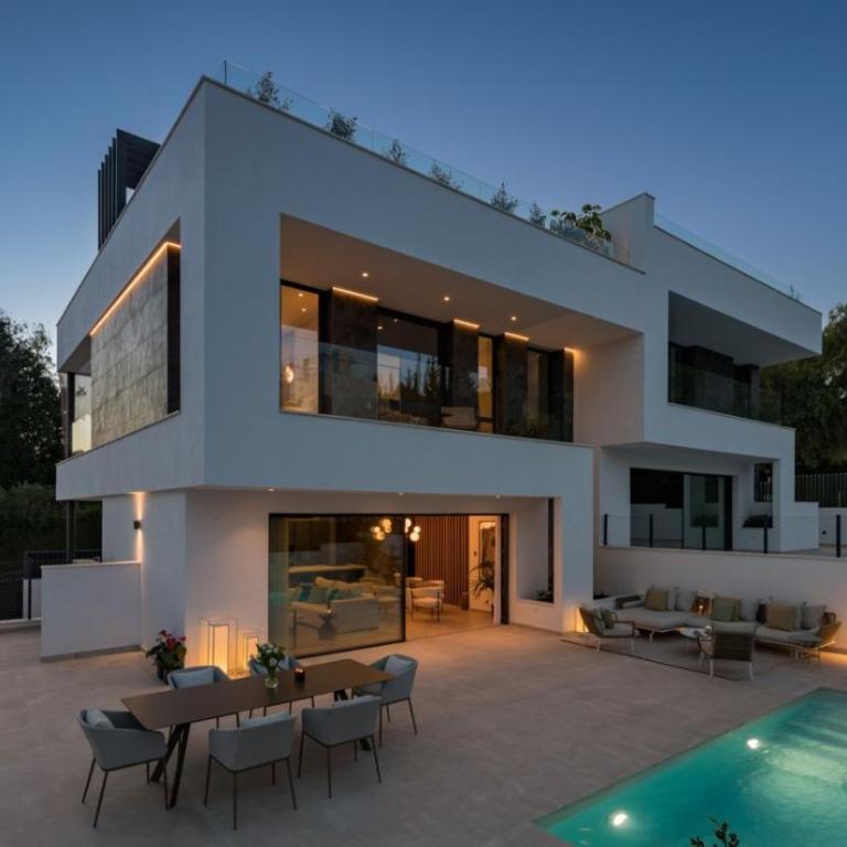 Villas Las Vistas II, Sierra Blanca, Marbella - Villa Deluxe - 28