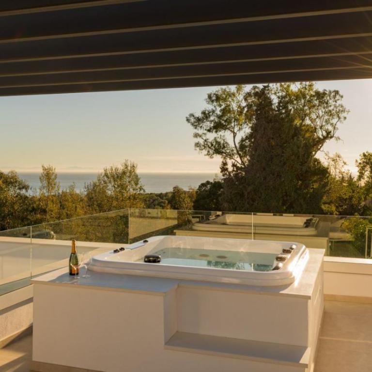 Villas Las Vistas II, Sierra Blanca, Marbella - Villa Deluxe - 21