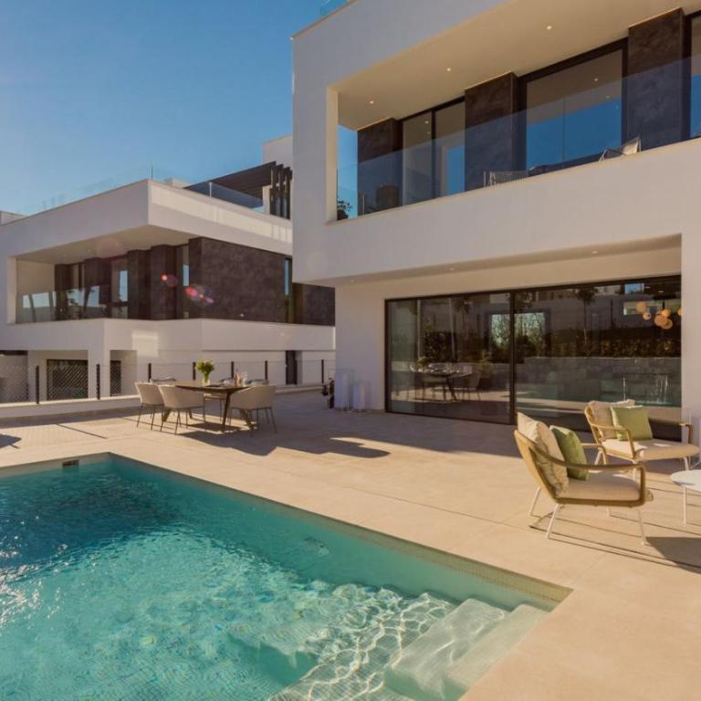 Villas Las Vistas II, Sierra Blanca, Marbella - Villa Deluxe - 29