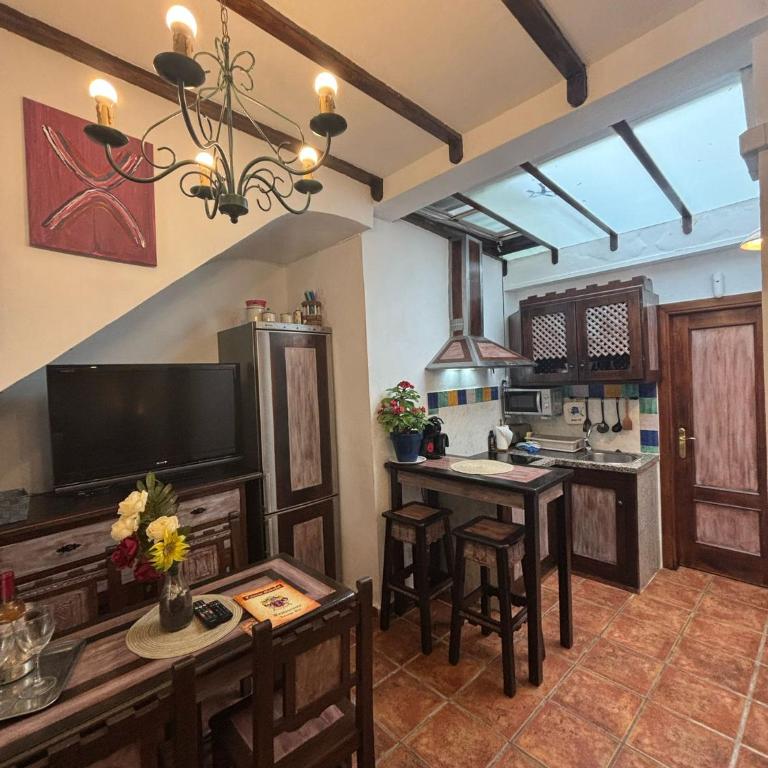 Apto CENTRO HISTORICO MEDIEVAL - One-Bedroom Apartment - 6