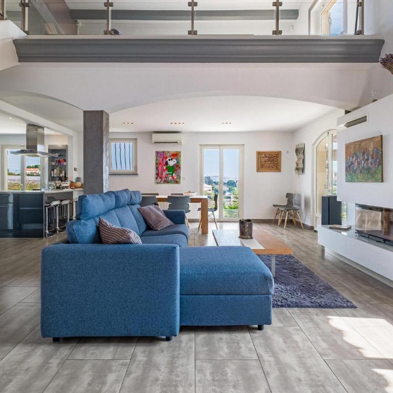Gorgeous Home In Saint-Laurent-Du-Var - Maison de Vacances 4 Chambres - 3