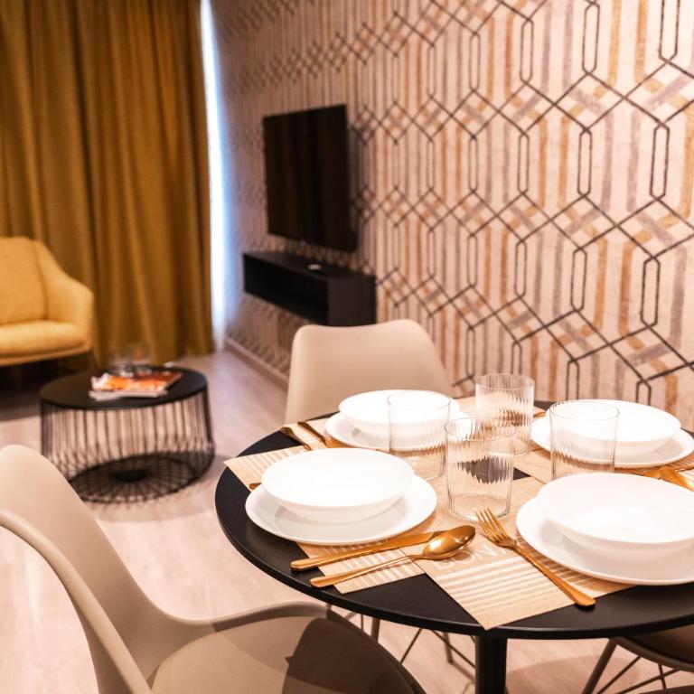 Qazris Suites - One-Bedroom Apartment with Terrace - 11