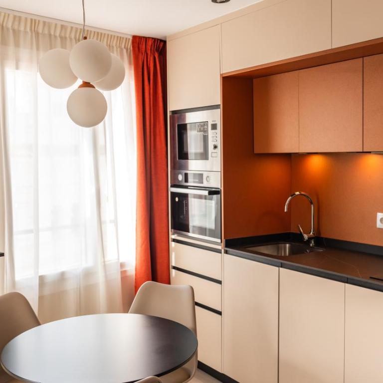 Qazris Suites - Studio with Terrace - 16