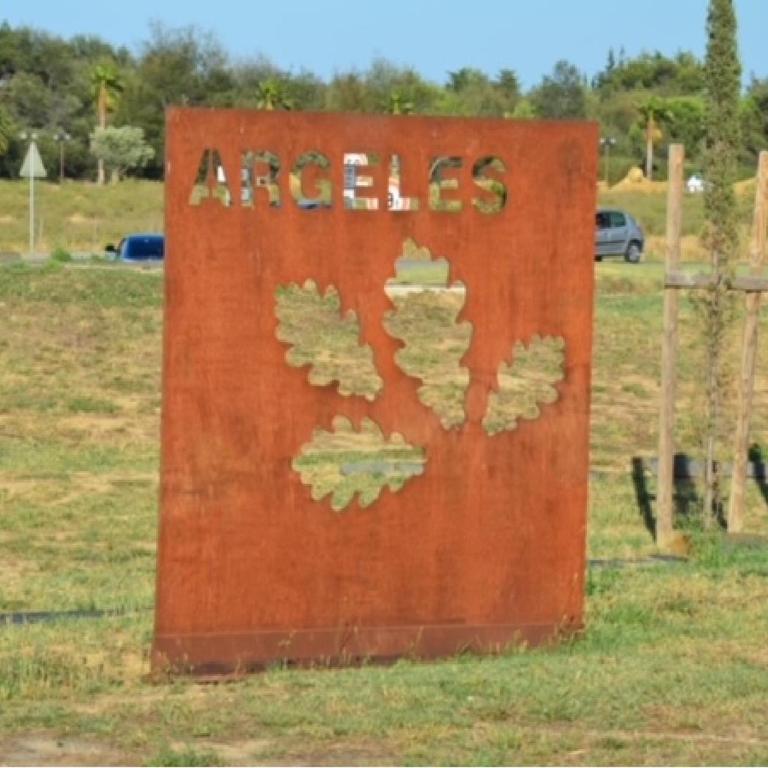 ARGELES sur MER APPT RDC CADAQUES TOUT CONFORT JARDIN PISCINE PARKING WIFI - Appartement 2 Chambres - 17