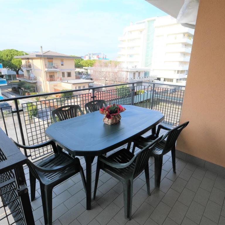 San Diego PIAZZA BRESCIA 150M dal mare Family Apartment - Appartamento con 2 Camere da Letto - 2