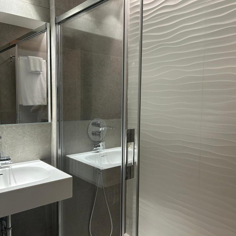 Chi - Double Room - 4