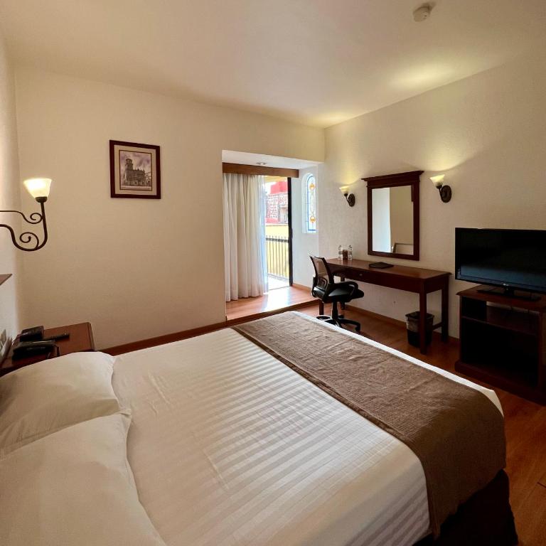 Hotel de Mendoza - Habitación Estándar - 1 cama grande - 2
