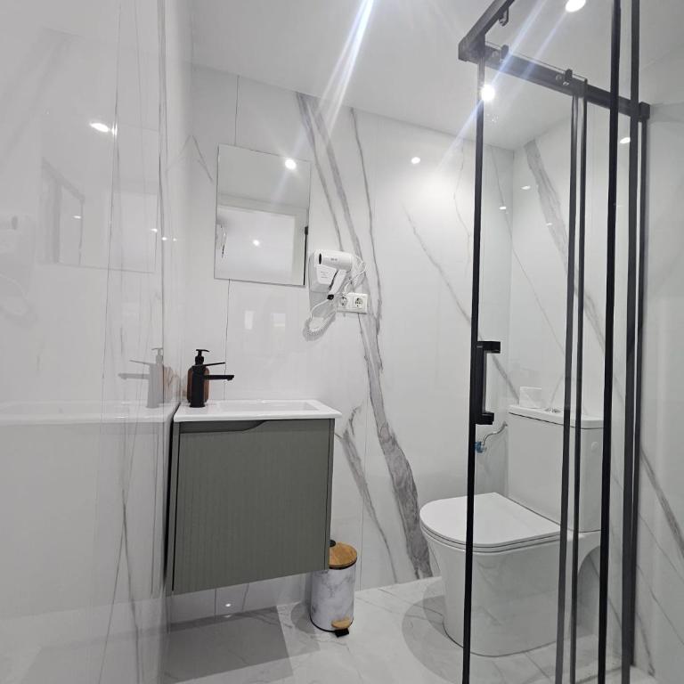Nueva PENSION CIBELES - Habitación Doble - 9