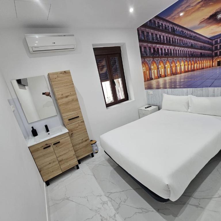 Nueva PENSION CIBELES - Habitación Estándar con baño compartido - 2 camas - 8