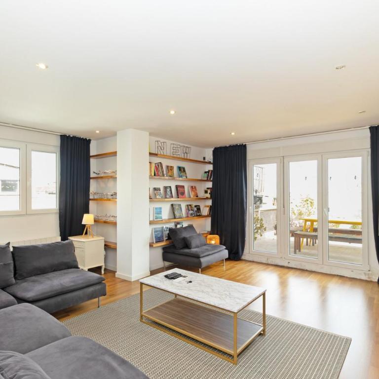 GuestReady - Elegant Retreat in Valencia - One-Bedroom Apartment - 1