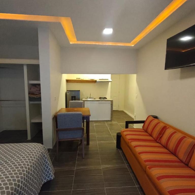 Loft Dee Dee centrical location - One-Bedroom Apartment - 8