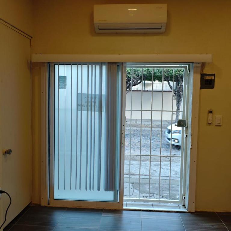 Loft Dee Dee centrical location - One-Bedroom Apartment - 15
