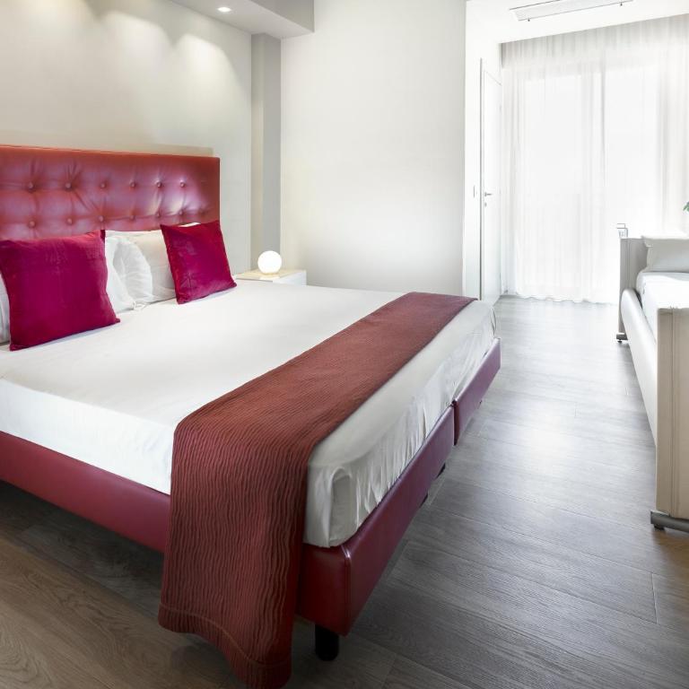 Hotel 2000 Riccione - Camera Tripla Superior - 22