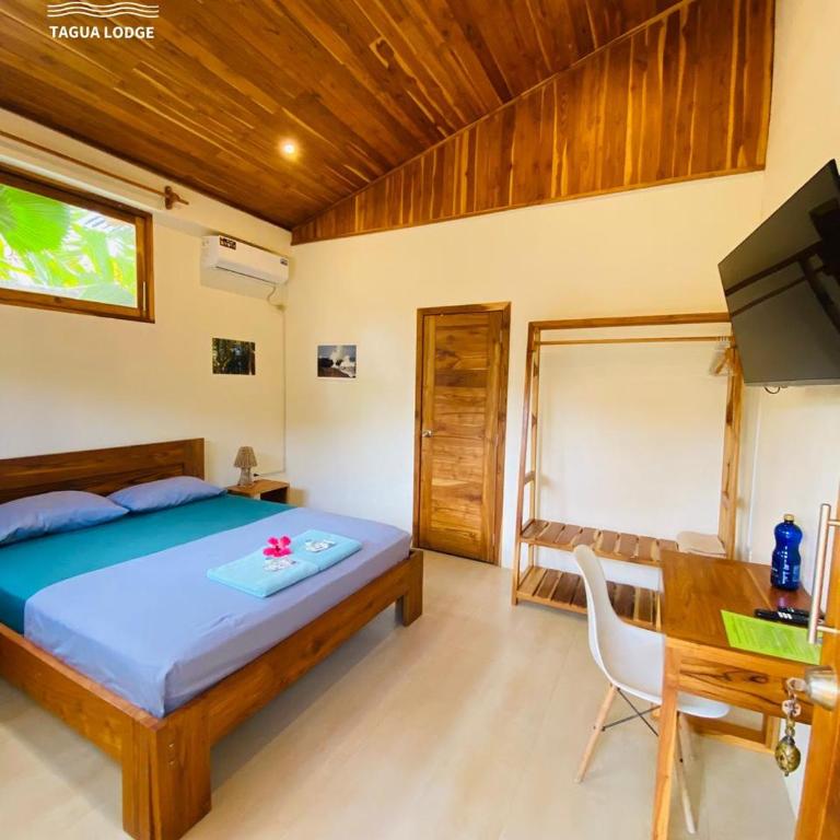 Tagualodge Hostel Manglaralto - Habitación Superior - 1 cama grande - 4