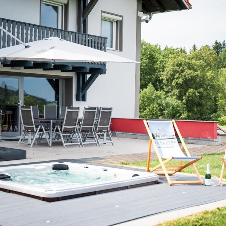 Up to 37 people - Your home - Mountain home - Apartment - 1
