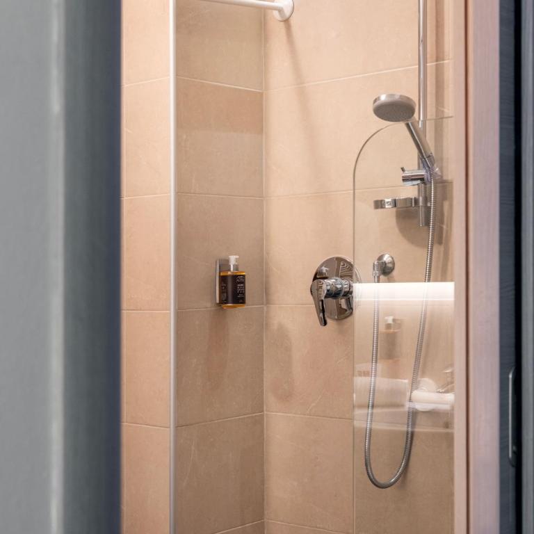 Hotel Montana - Classic Doppel- oder Zweibettzimmer - 4
