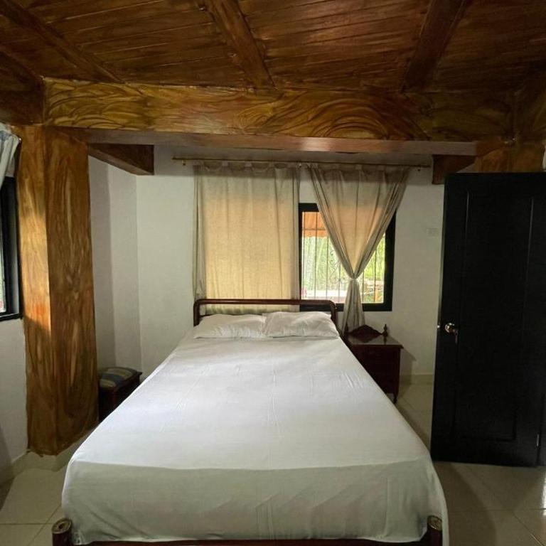 Los micos - Three-Bedroom Apartment - 4