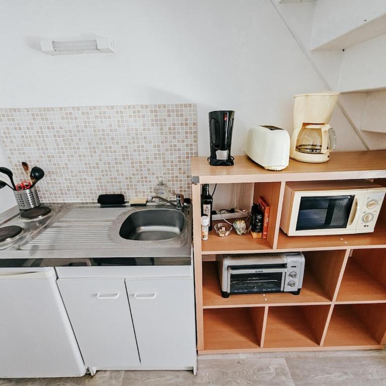 Henri, Hyper centre, Parking privé - Appartement 2 Chambres - 17
