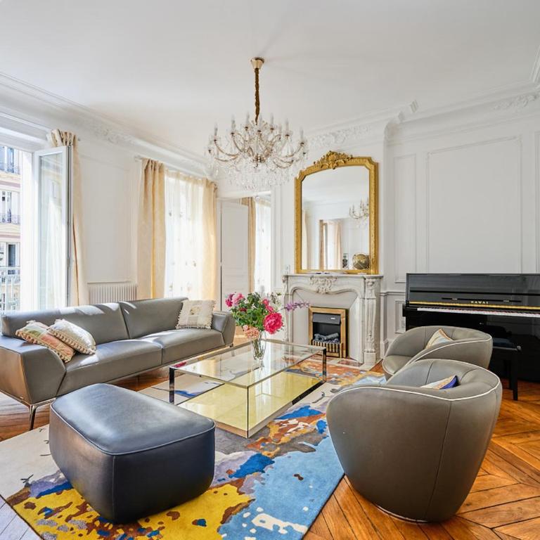 Luxury Royal Suite, 118 square meters, notre dame, 3 bedrooms - Appartement 3 Chambres Premium avec Balcon - 2
