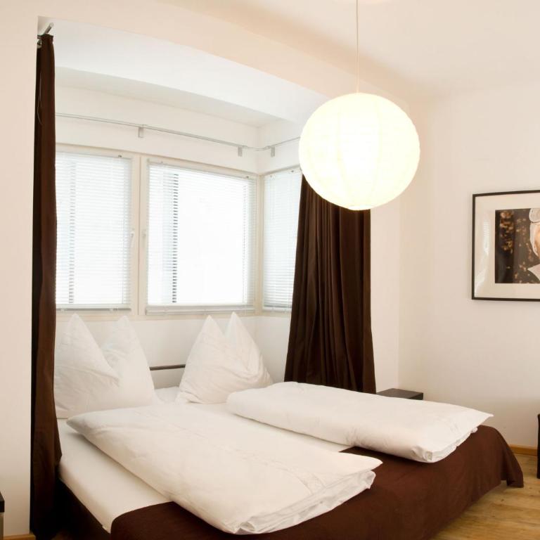 Arnsteiner Apartments - Apartment mit 2 Schlafzimmern und Terrasse - 5