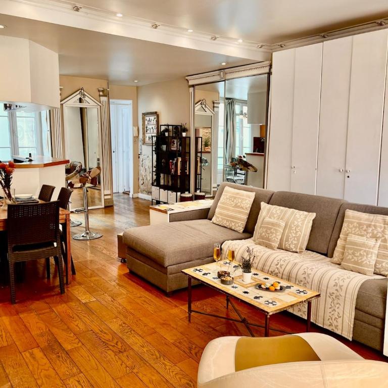 Apartment 3P Baroque with Rooftop View - Appartement 2 Chambres avec Vue - 3