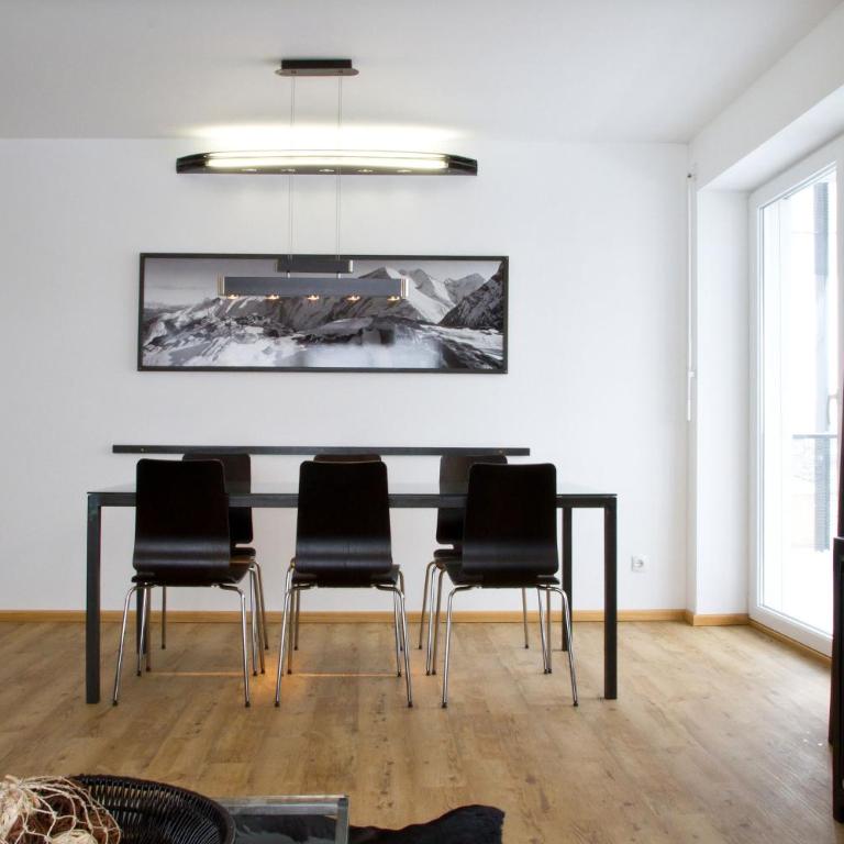 Arnsteiner Apartments - Apartment mit 2 Schlafzimmern und Balkon - 4